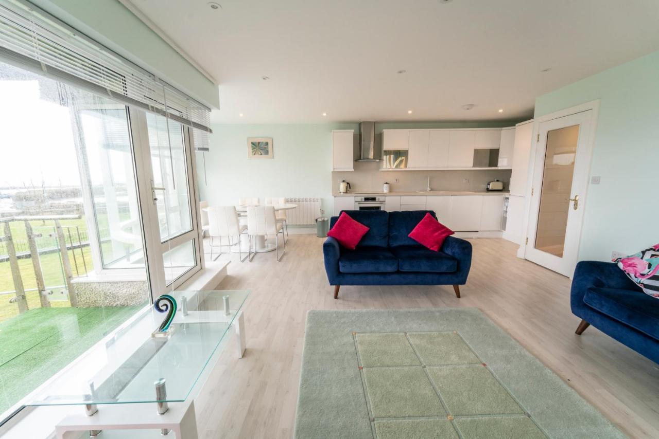 Luxurious Seaside Apartment Galway Exterior foto